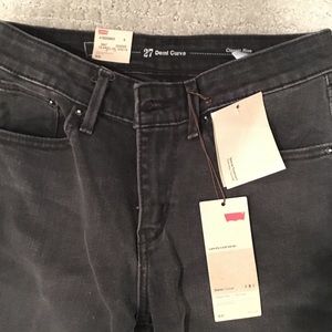 Levi’s Demi Curve Dark Grey Jeans Sz: 27 x 32 NWT